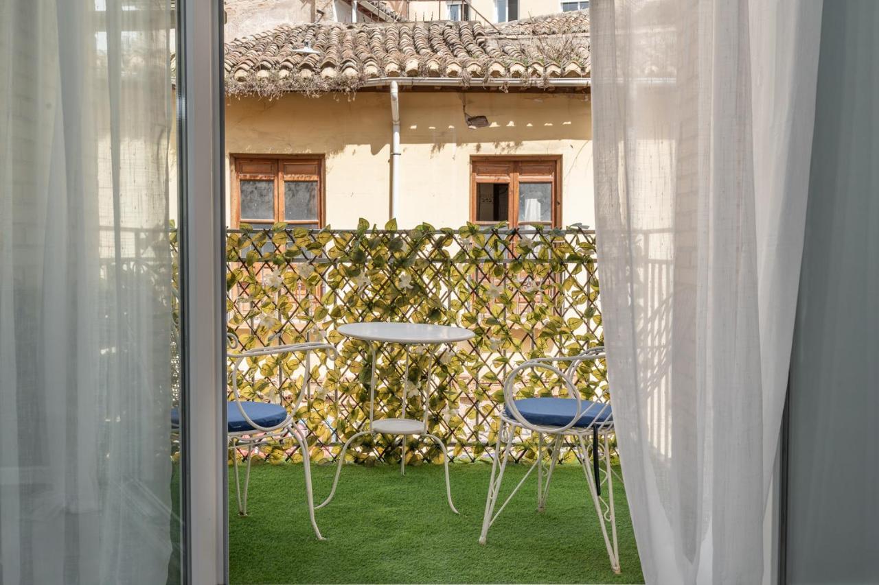Tuguest Santa Paula III Apartment Granada Exteriér fotografie